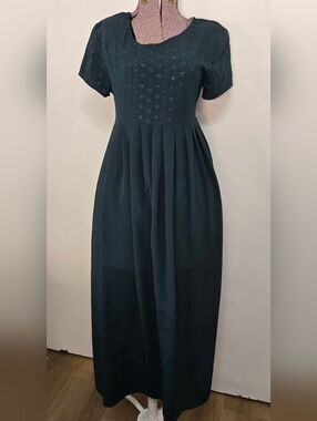 Womens XTRMZ Vintage  Green Dress Size 4